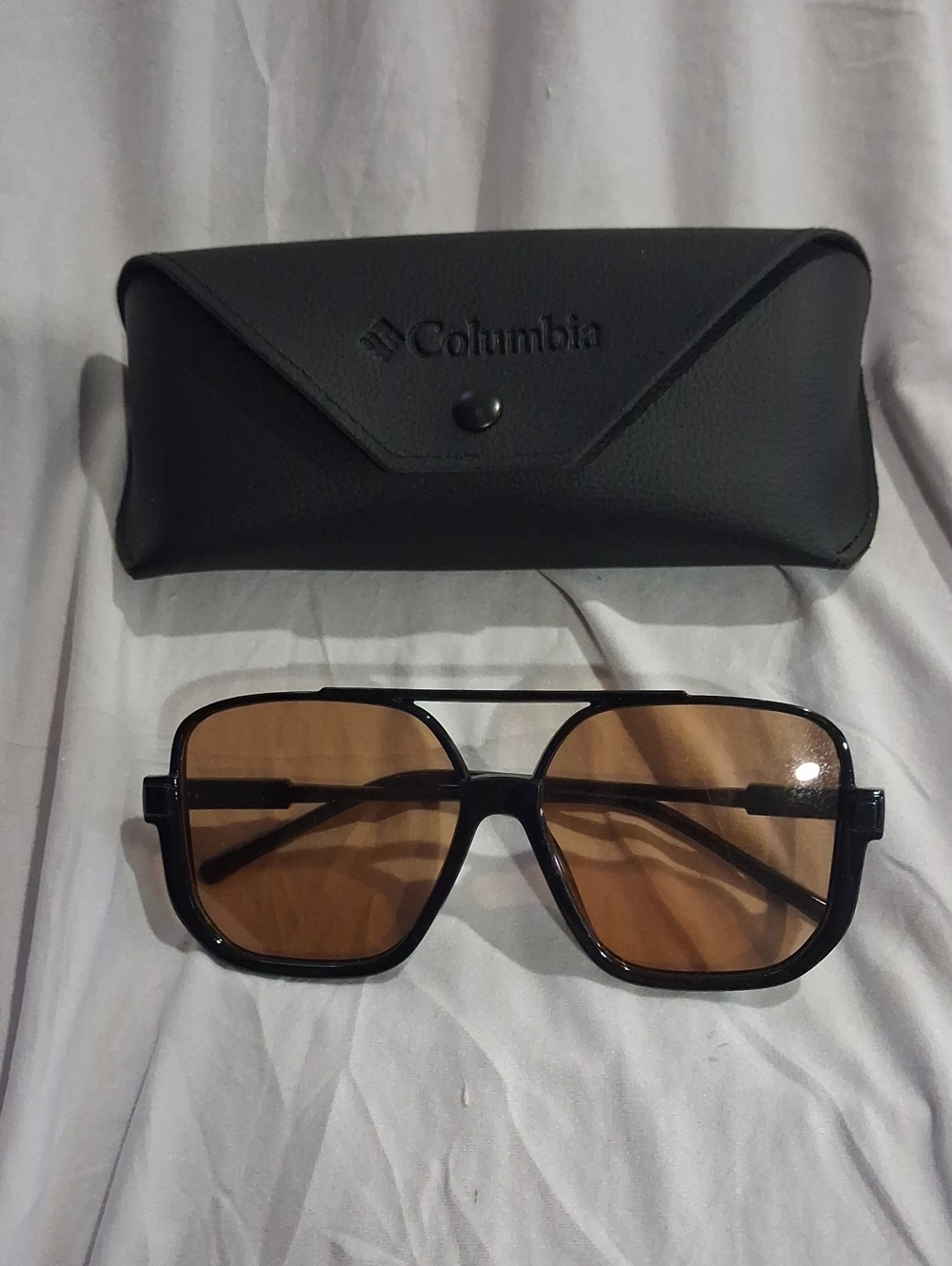 NWOT Columbia Titan Pass Polarized Sunglasses Unisex